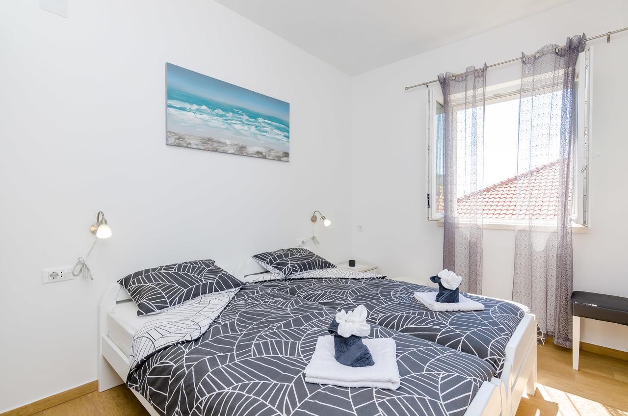 Apartment La Luna Mokosica